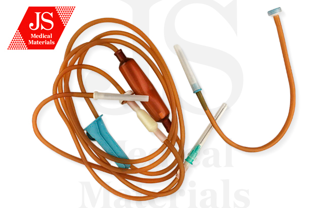 Система переливання інфузійних розчинів (світлозахищена) JS , з внутрішньовенною голкою та металевою голкою до ємності